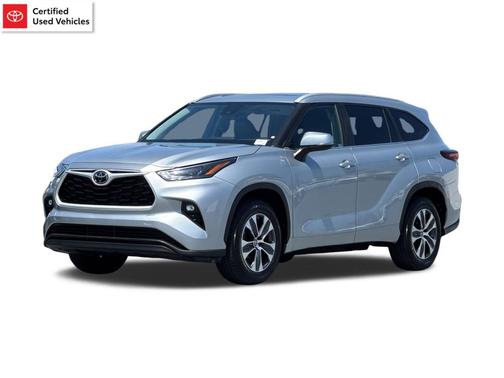 CELESTIAL SILVER 2024 Toyota Highlander XLE