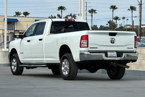 2024 RAM 2500 Big Horn Crew Cab 4x4 8' Box