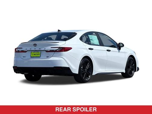 Ice Cap 2026 Toyota Camry SE