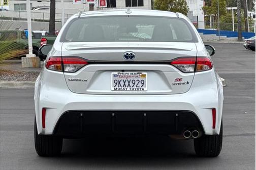 2024 Toyota Corolla Hybrid SE
