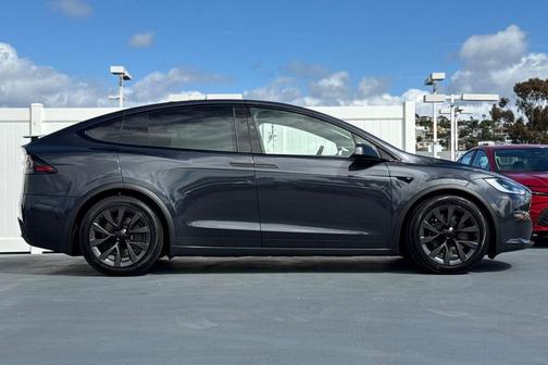 2024 Tesla Model X Long Range