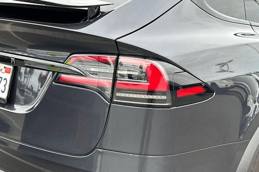 2024 Tesla Model X Long Range