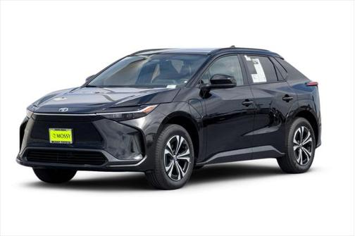 2025 Toyota bZ4X XLE