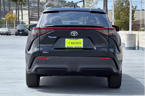 2025 Toyota bZ4X XLE