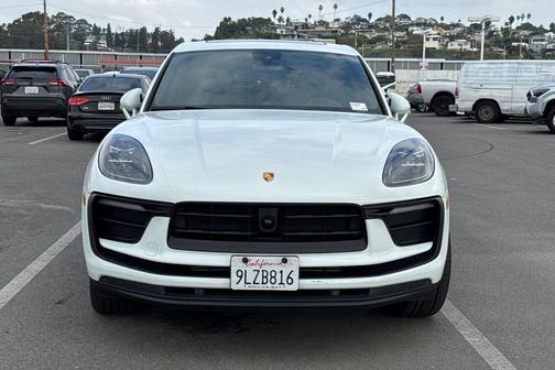 2024 Porsche Macan T