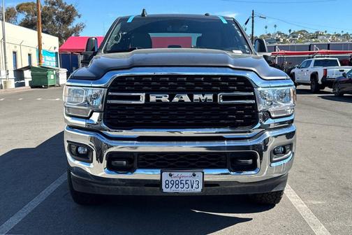 2024 RAM 2500 Big Horn Crew Cab 4x4 6'4' Box
