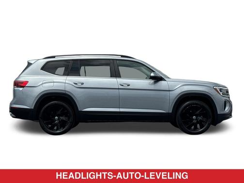 Silver Mist Metallic 2025 Volkswagen Atlas 2.0T SE w/Technology