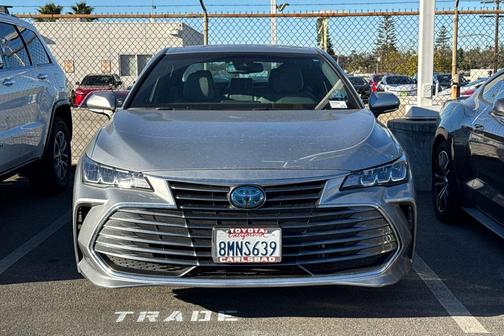 2020 Toyota Avalon Hybrid XLE Plus
