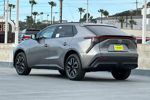 2026 Toyota bZ XLE Plus