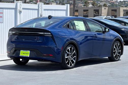 2026 Toyota Prius Plug-In Hybrid 