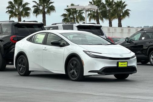 2026 Toyota Prius LE