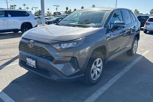 2022 Toyota RAV4 LE