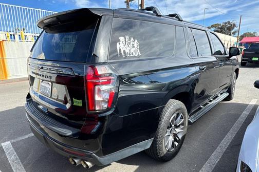 2023 Chevrolet Suburban 4WD Z71