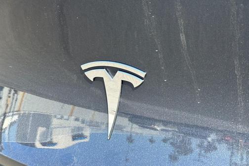2021 Tesla Model Y Standard Range Rear-Wheel Drive