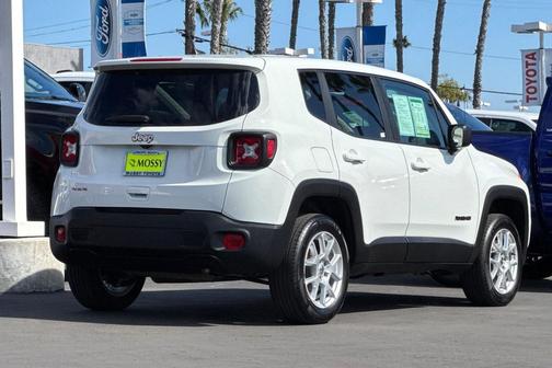 2023 Jeep Renegade Latitude