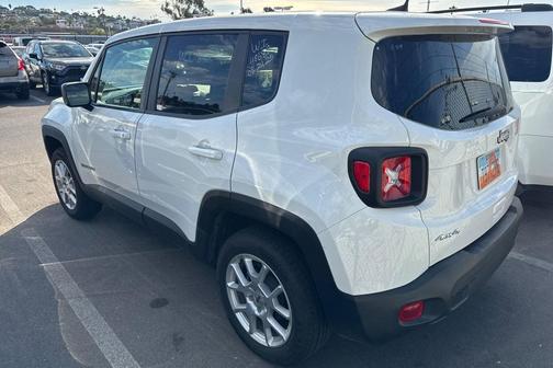 2023 Jeep Renegade Latitude