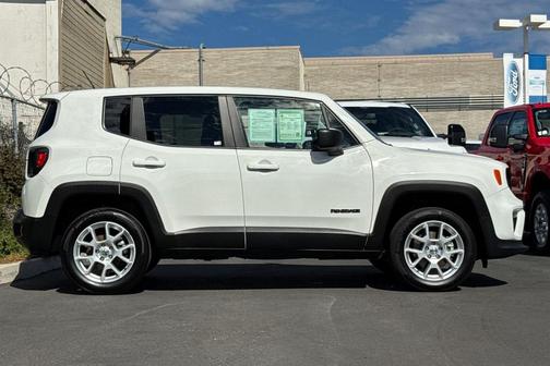 2023 Jeep Renegade Latitude