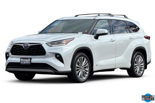 2022 Toyota Highlander Hybrid Platinum