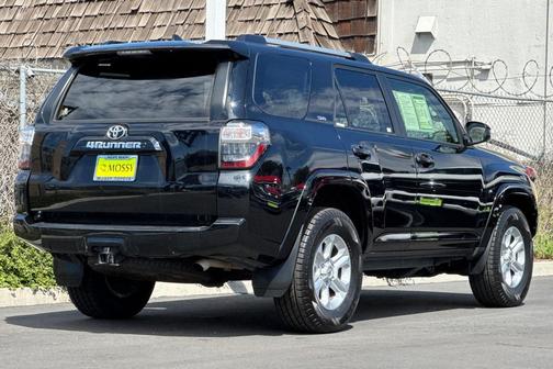 2024 Toyota 4Runner SR5