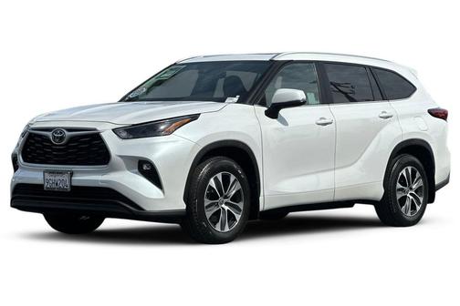Wind Chill Pearl 2023 Toyota Highlander XLE