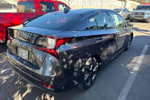 2022 Toyota Prius XLE