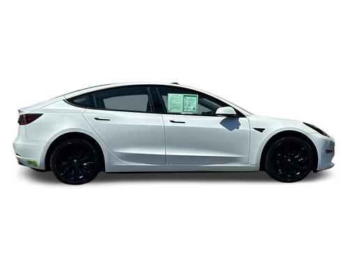 Pearl White Multi-Coat 2023 Tesla Model 3 Standard Range