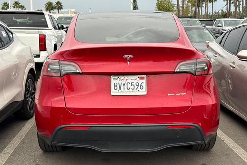 2021 Tesla Model Y Long Range Dual Motor All-Wheel Drive