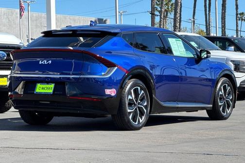2022 Kia EV6 Wind
