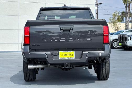 2025 Toyota Tacoma SR5