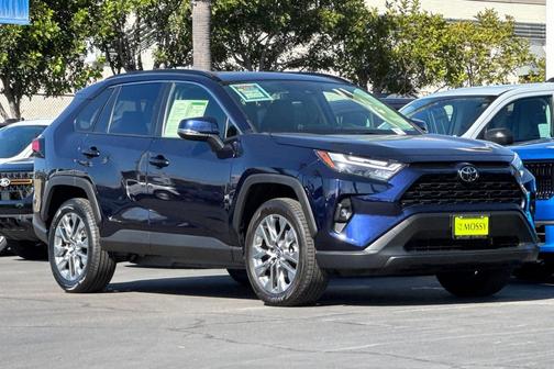 2023 Toyota RAV4 XLE Premium