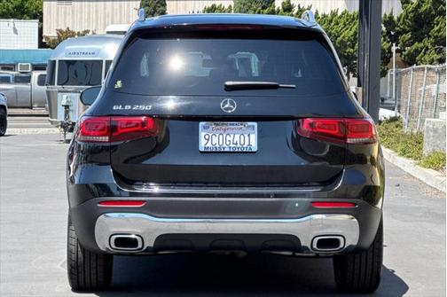 2022 Mercedes-Benz GLB 250 Base