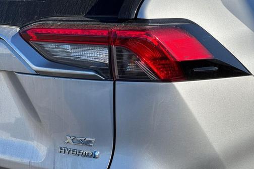 2024 Toyota RAV4 Hybrid SE