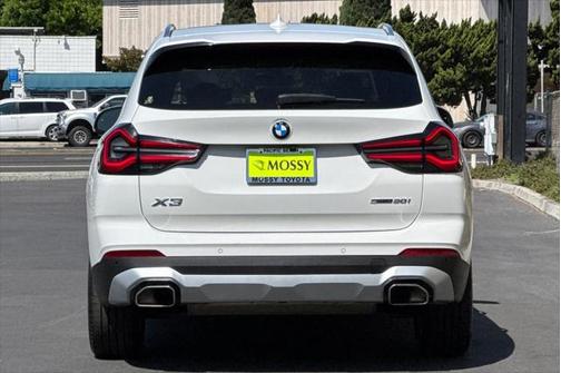 2023 BMW X3 sDrive30i