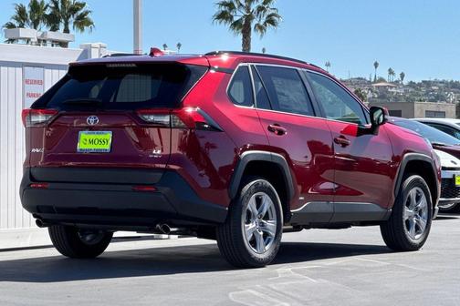 2025 Toyota RAV4 Hybrid LE