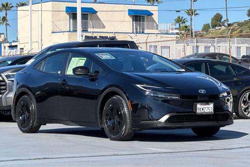 2024 Toyota Prius LE