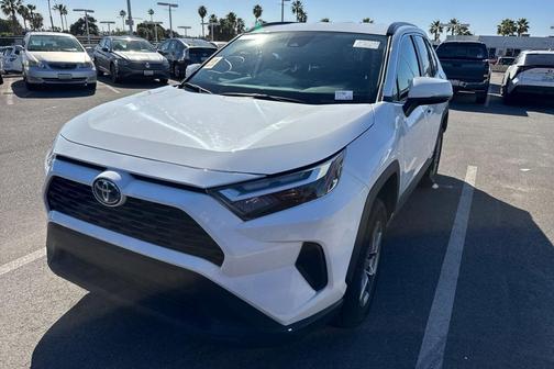 2024 Toyota RAV4 Hybrid XLE