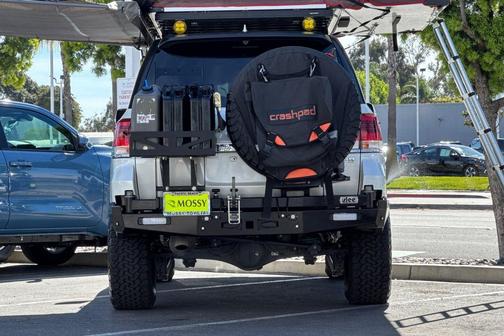 2019 Toyota Land Cruiser Base