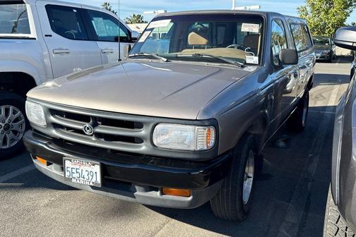 1995 Mazda B2300 108 WB