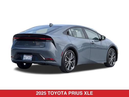 Guardian Gray 2025 Toyota Prius XLE