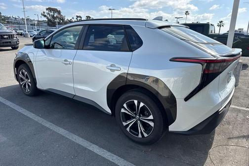 2023 Toyota bZ4X XLE