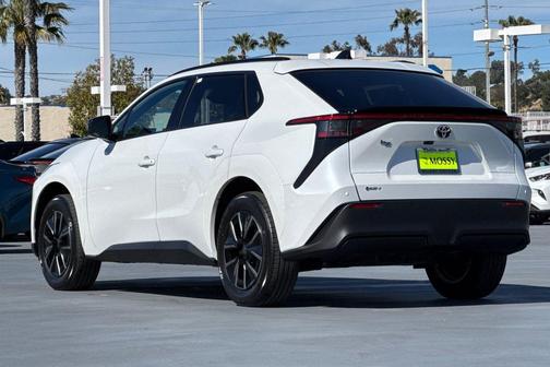 2026 Toyota bZ XLE Plus