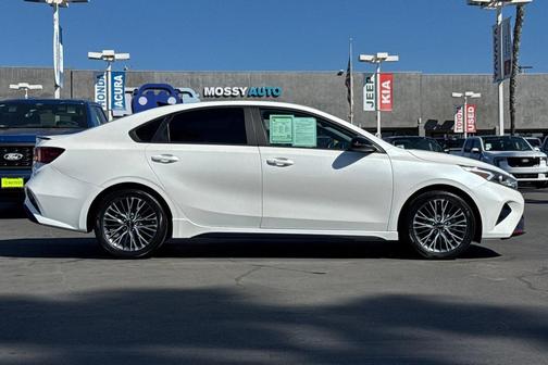 2023 Kia Forte GT-Line