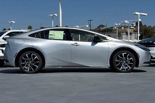 2026 Toyota Prius Plug-In Hybrid XSE