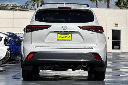 2025 Toyota Highlander Hybrid Limited