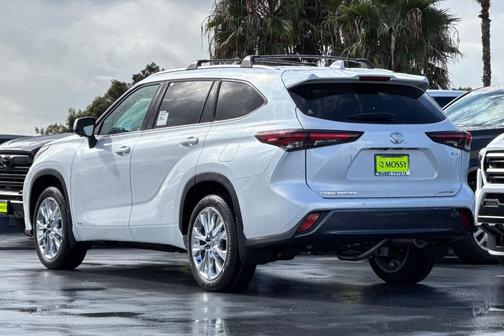 2025 Toyota Highlander Hybrid Limited