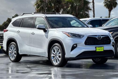 2025 Toyota Highlander Hybrid Limited