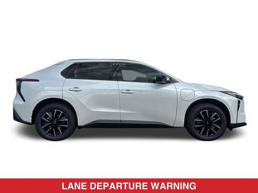 Wind Chill Pearl 2026 Toyota bZ XLE Plus