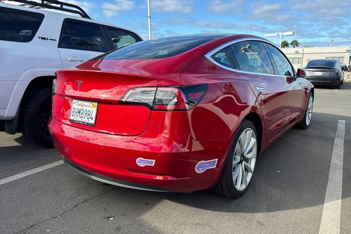 2018 Tesla Model 3 Long Range