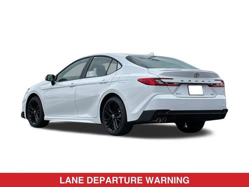 Ice Cap 2026 Toyota Camry SE
