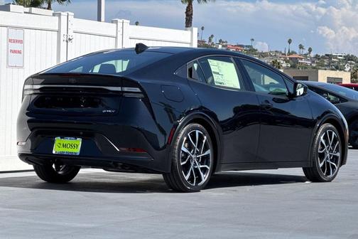 2026 Toyota Prius Plug-In Hybrid 